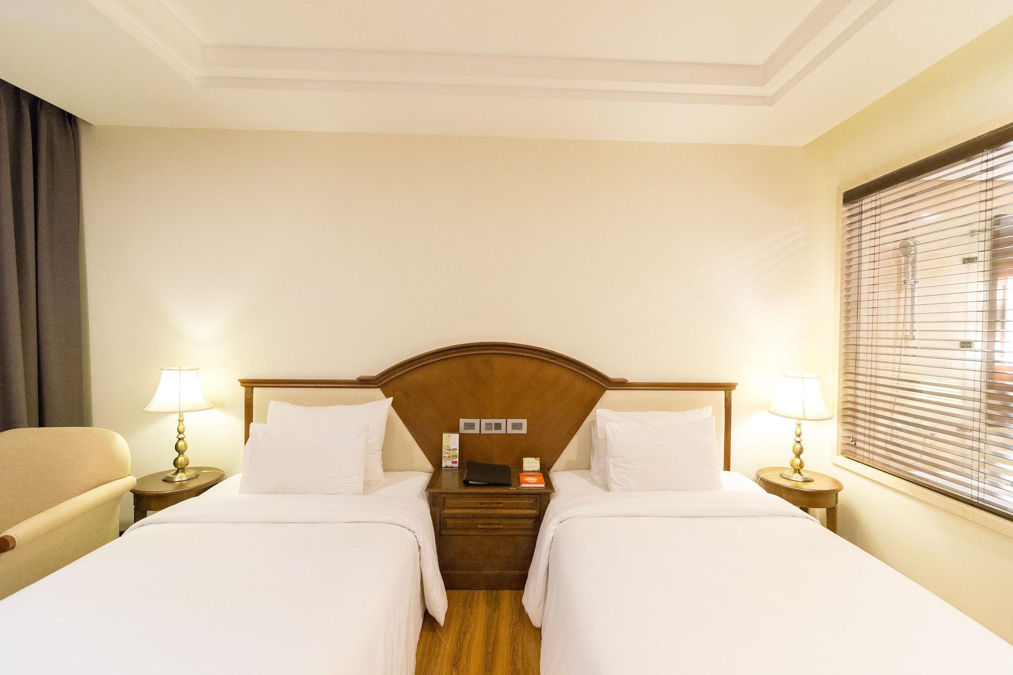 Sai Gon Ha Long Hotel Exterior photo
