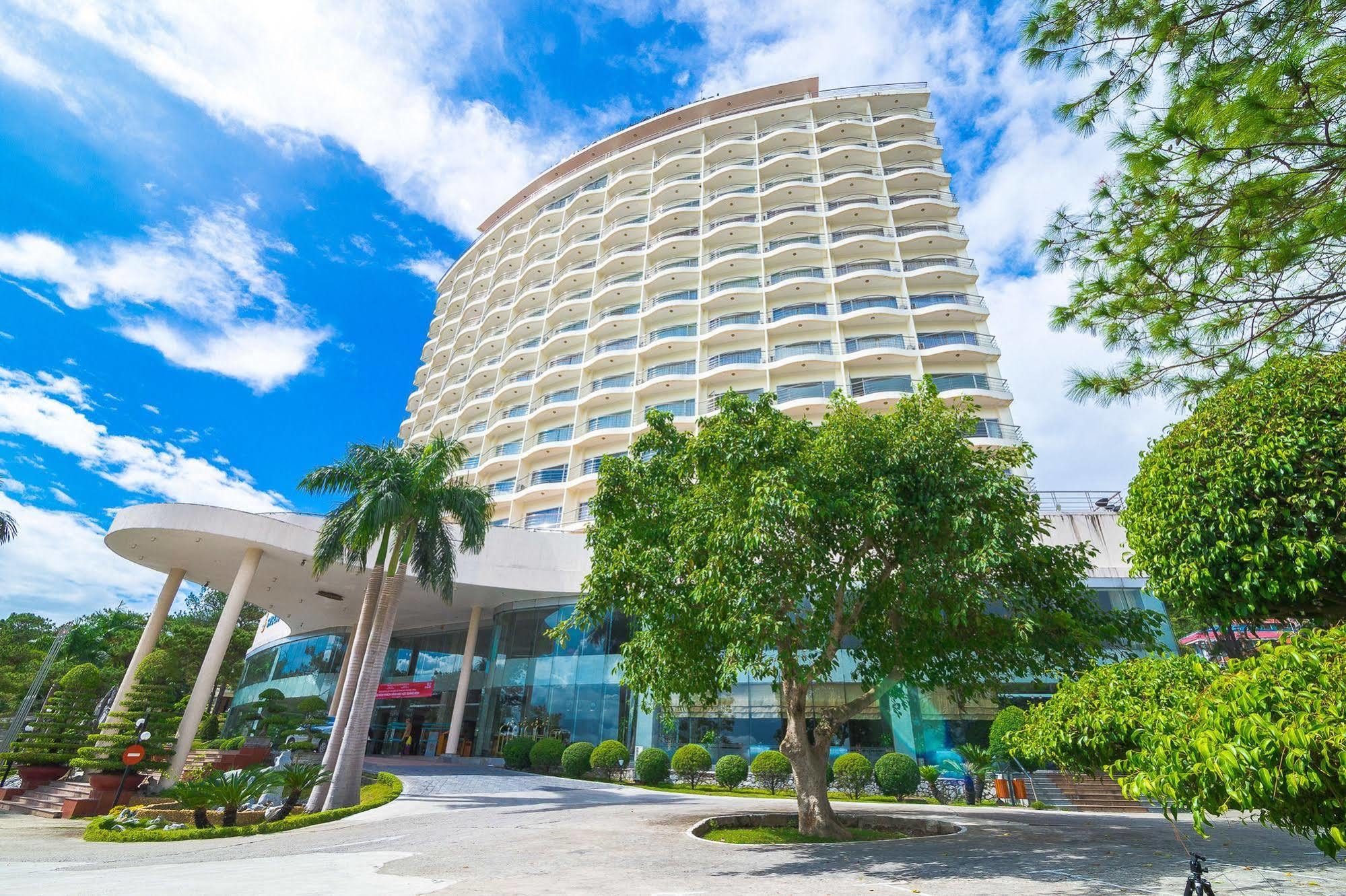 Sai Gon Ha Long Hotel Exterior photo