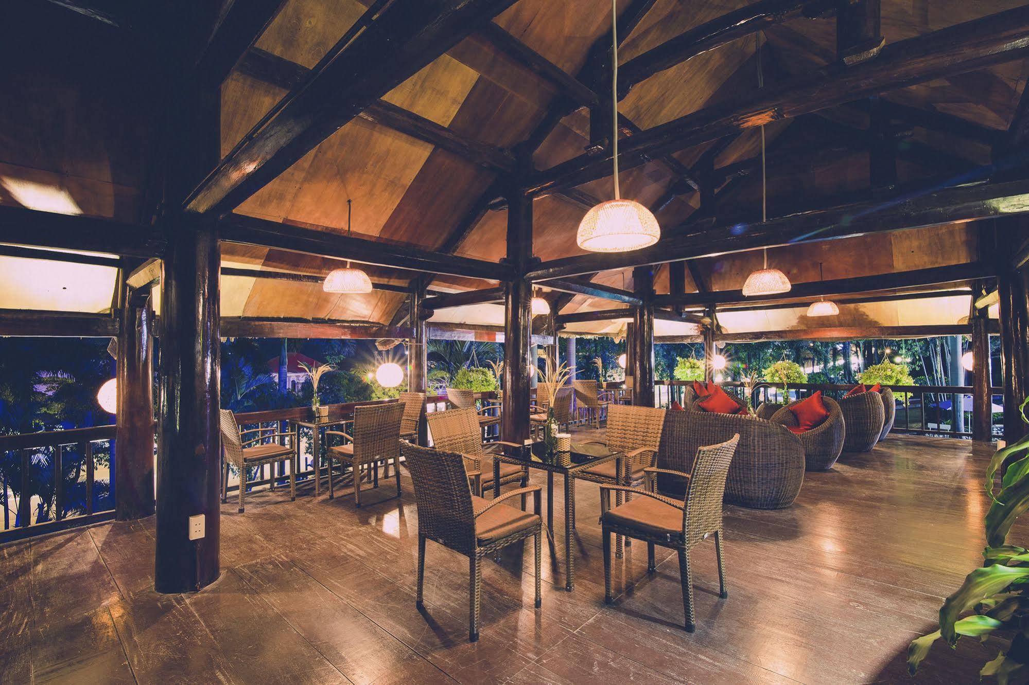 Sai Gon Ha Long Hotel Exterior photo