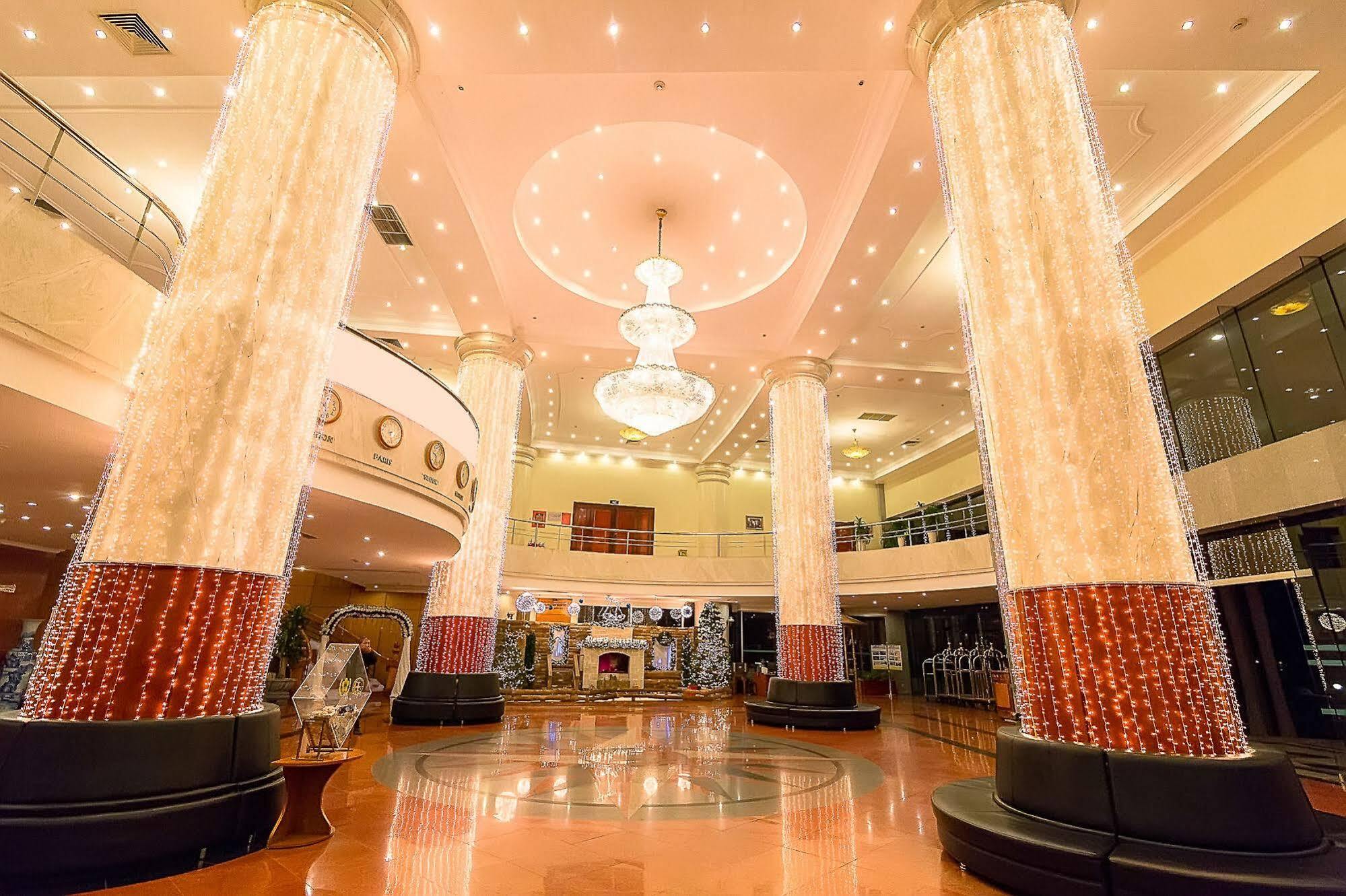 Sai Gon Ha Long Hotel Exterior photo